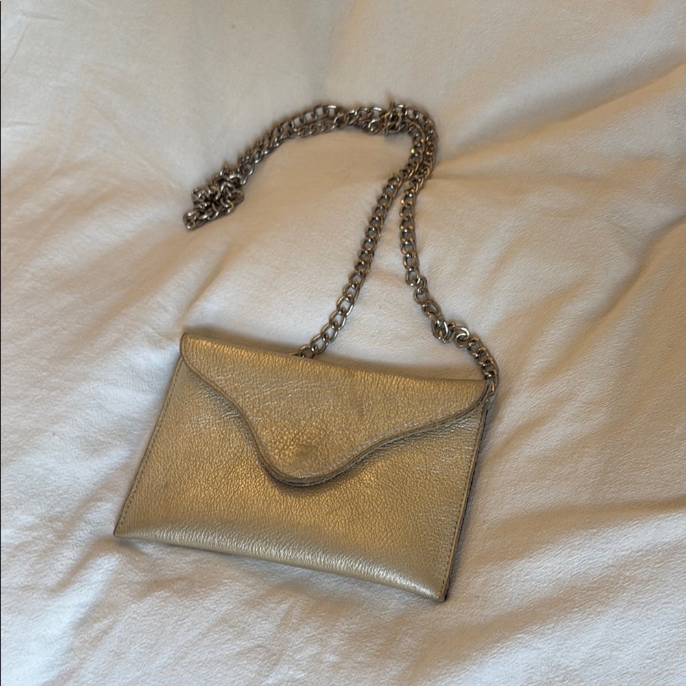 Elegant Gold Chain Clutch